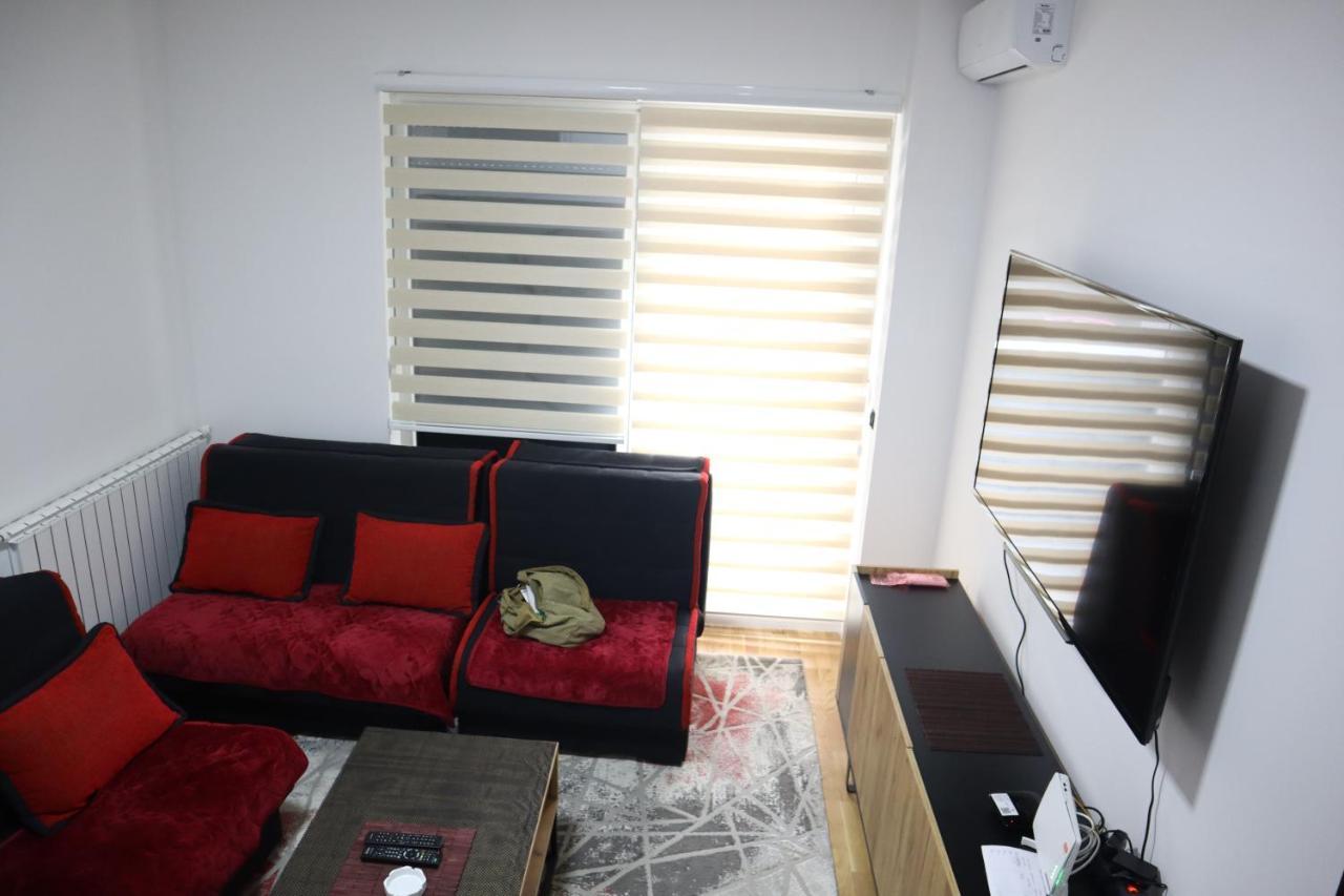 Ferienwohnung Stan Na Dan Sarajevo Bulevar Exterior foto
